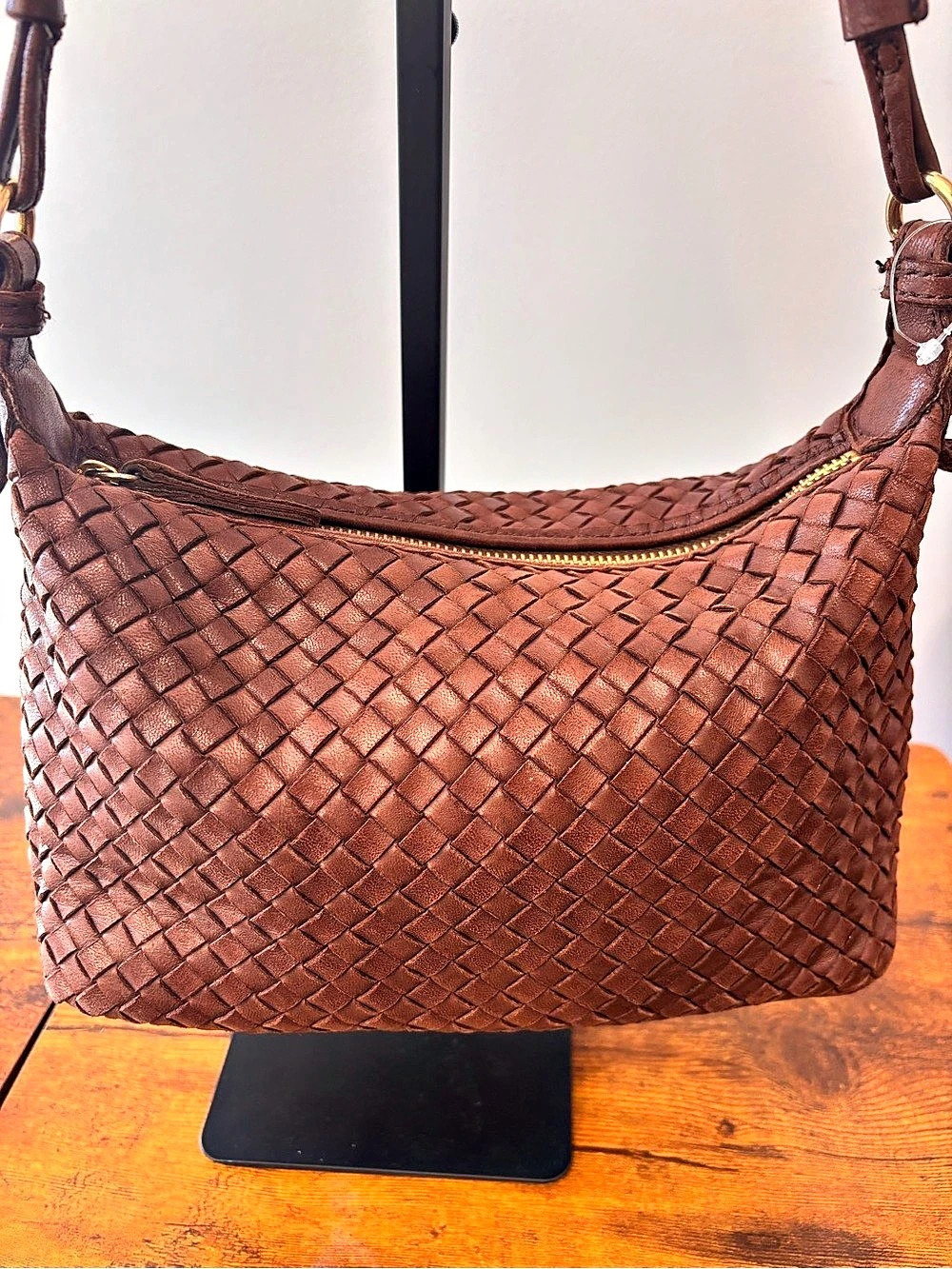 Margot Brown Woven Leather Crossbody Bag – Cognac Braided Shoulder Purse - Picture 2 of 5